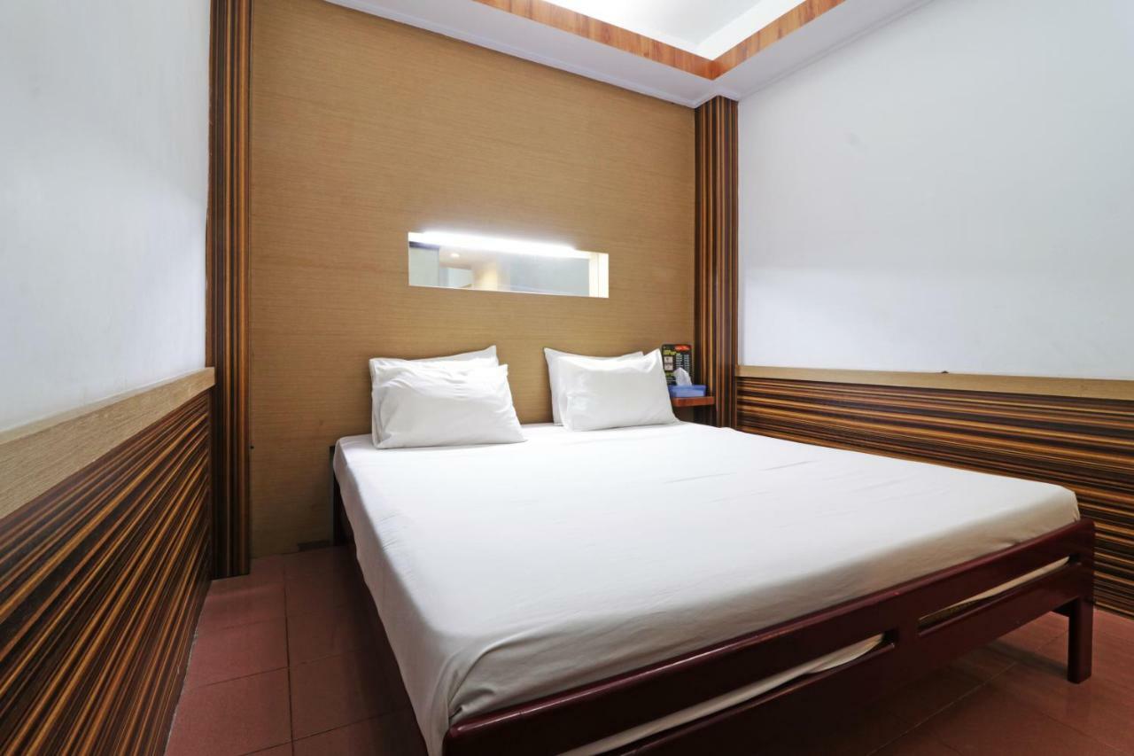 Mutiara Sari Hotel 마카사르 외부 사진