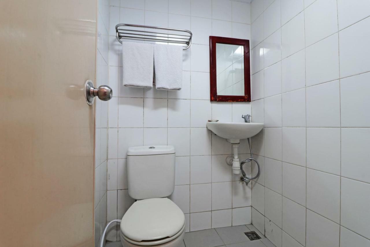 Mutiara Sari Hotel 마카사르 외부 사진