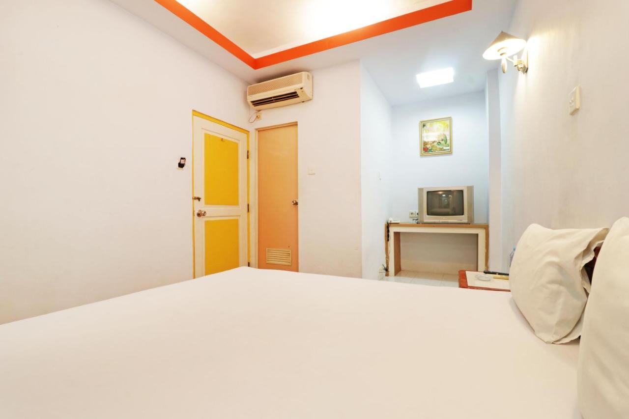 Mutiara Sari Hotel 마카사르 외부 사진